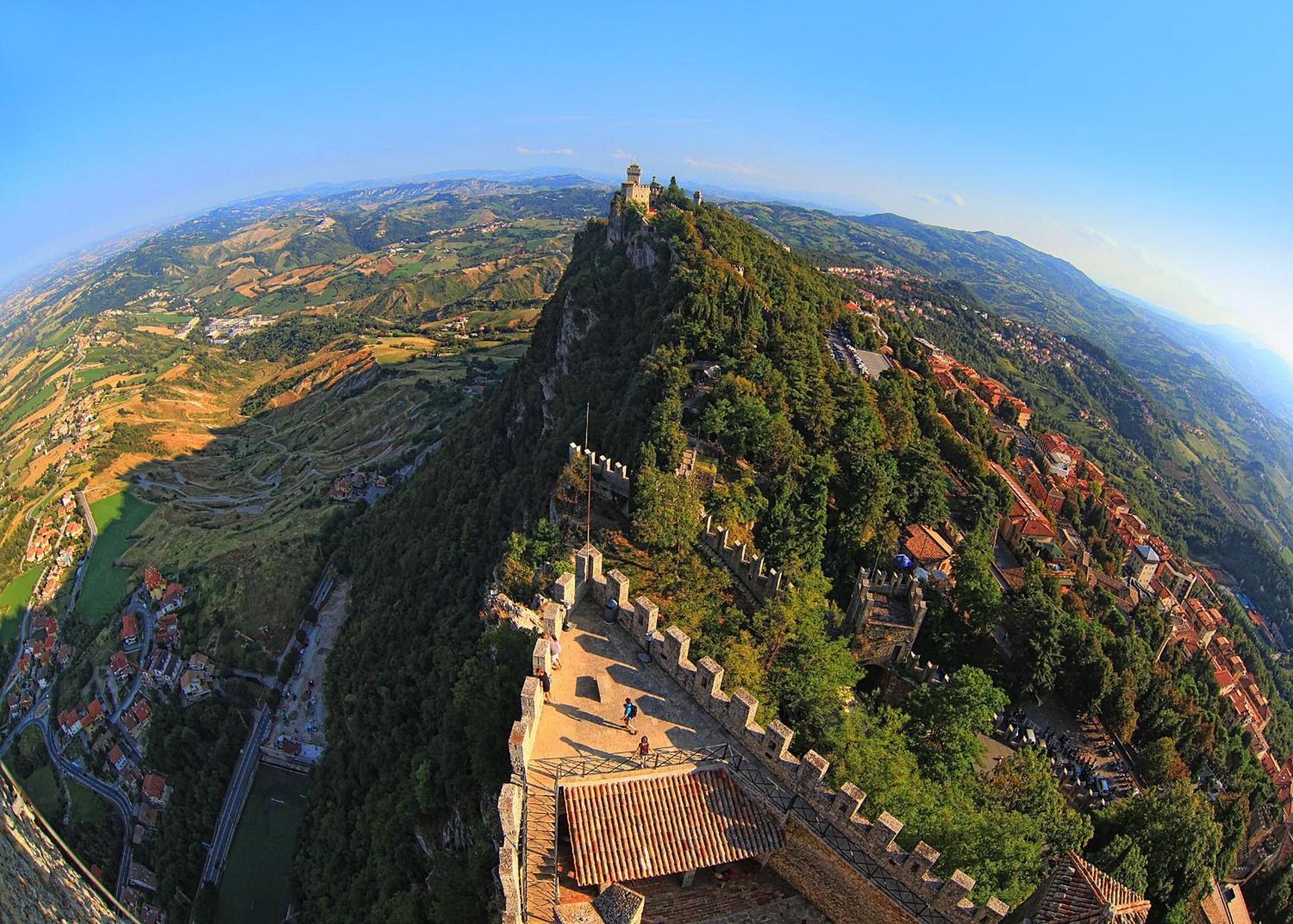 La Famosa Dimora Ambasciatore San Marino Bagian luar foto