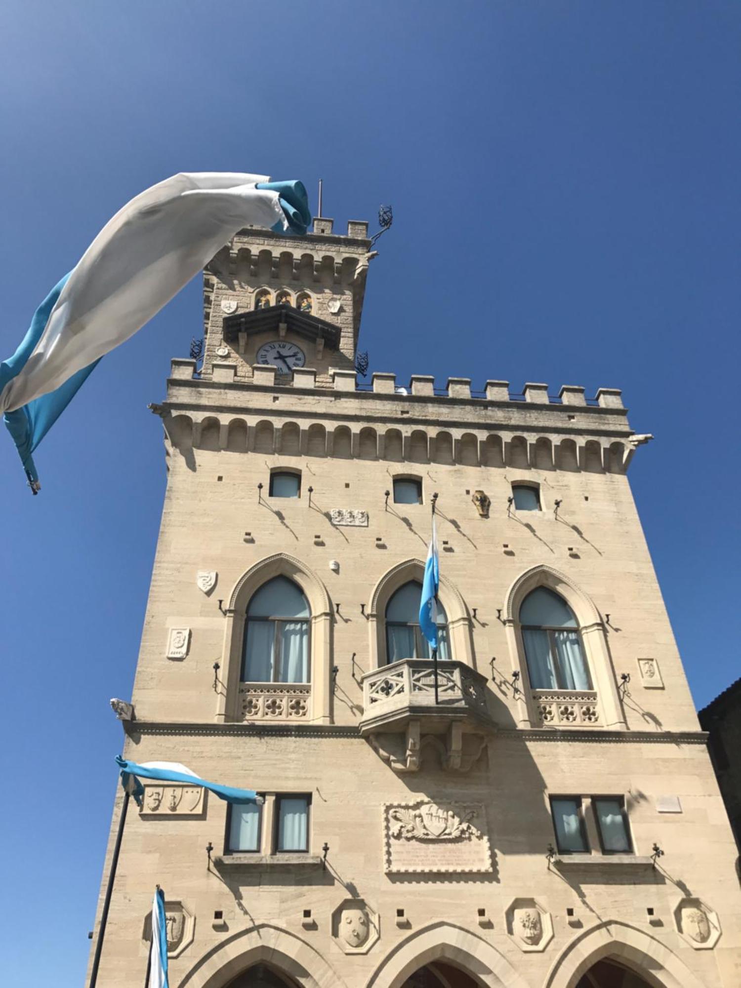 La Famosa Dimora Ambasciatore San Marino Bagian luar foto