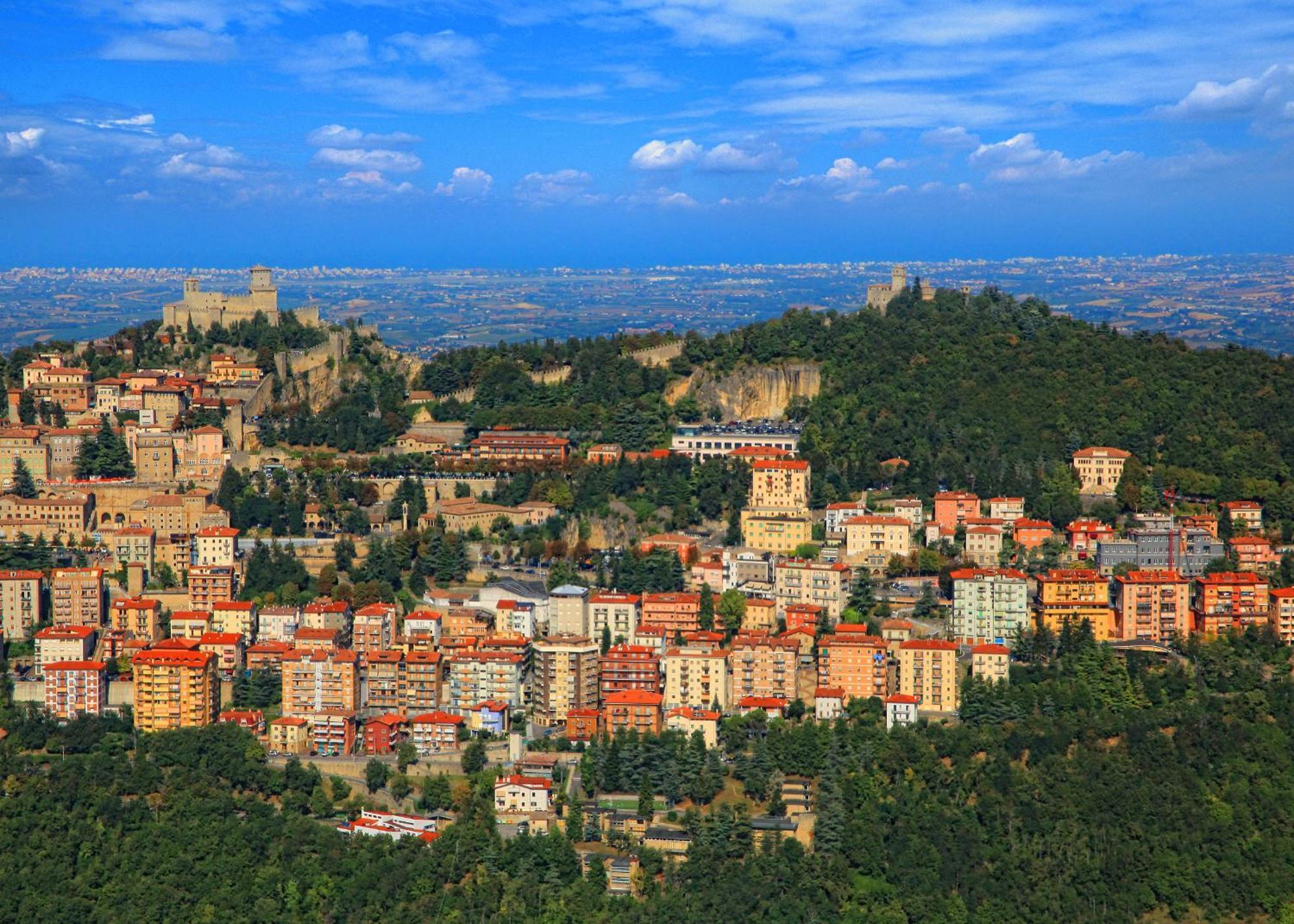 La Famosa Dimora Ambasciatore San Marino Bagian luar foto